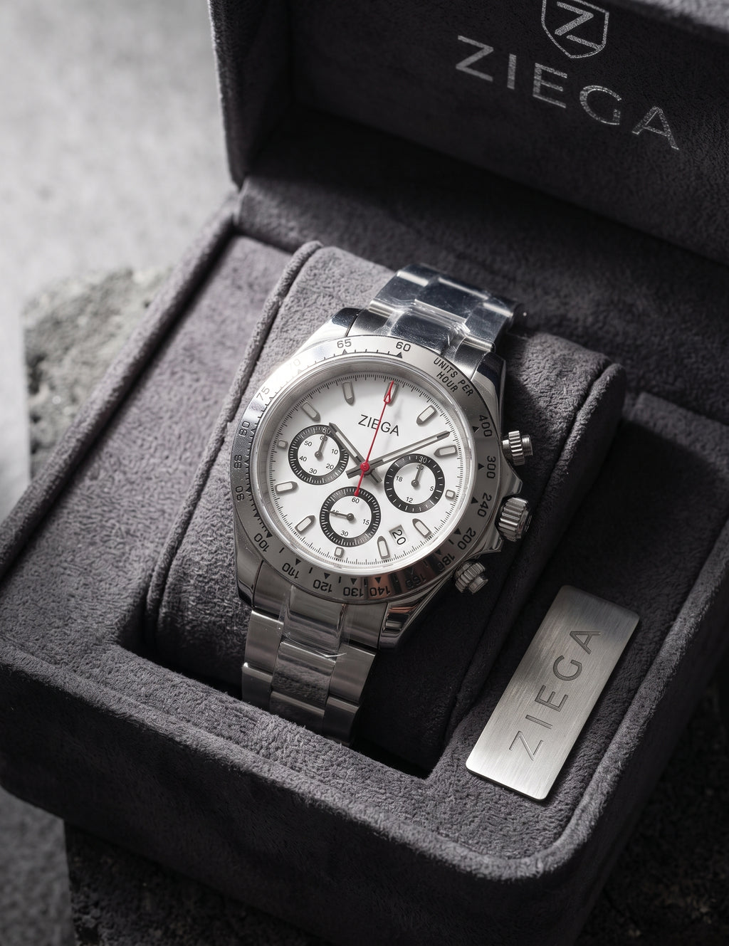Ziega Meridian Chronograph, White